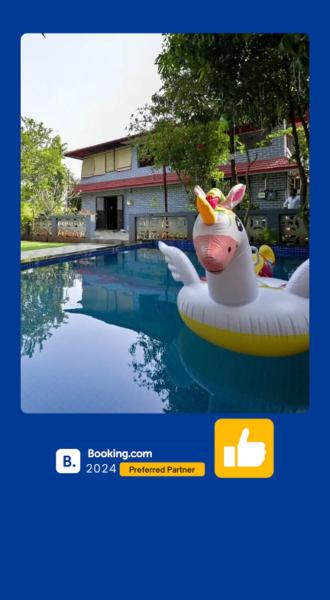 EKO STAY- Brickstone Villa, Réserver Villa Hôtels à Maharashtra avec piscine, Piscine