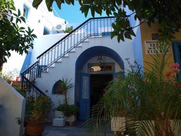 Chorio Hotel