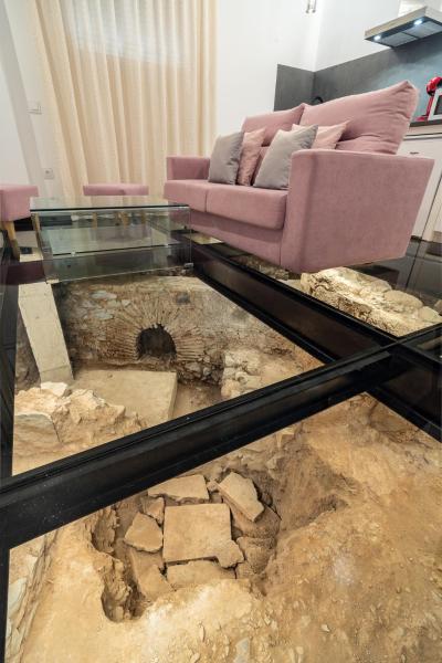 CMDreams Gold- Apartamentos turísticos con ruinas romanas en el centro de Mérida, Buchen Sie Ferienwohnung Hotels in Extremadura mit Parkplatz, Parkplätze