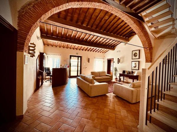 Il Casale di David, Buchen Sie Bed & Breakfast Latignano Toskana
