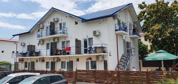 Hostel Delfinul Albastru, Prenota Affittacamere Costinesti Constanta