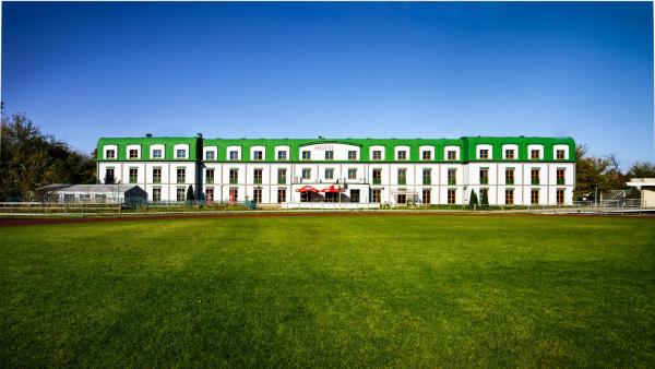 Hotel Anton by DNS, Buchen Sie Bed & Breakfast Hotels in Masowien mit Parkplatz, Parkplätze