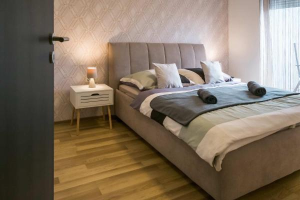 Dévai-LUX Apartman Sárvár, Réserver Appartement Hôtels à Western Transdanubia avec parking, Parking
