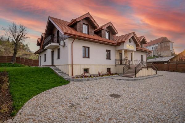Zamkowe Apartamenty, Buchen Sie Aparthotel Sandomierz Heiligkreuz