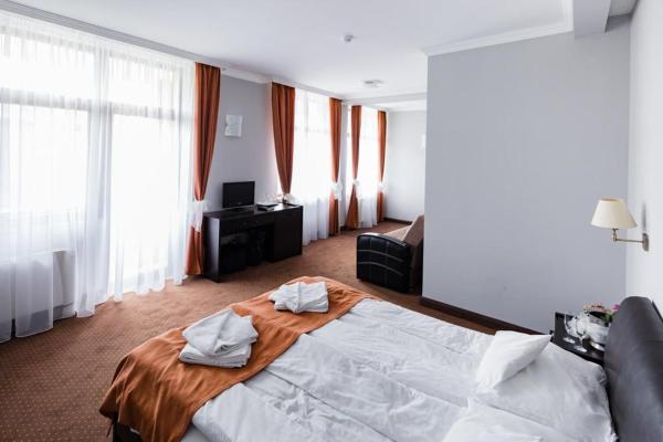 HOTEL OPAL Zalau, Prenota Hotel Zalău 