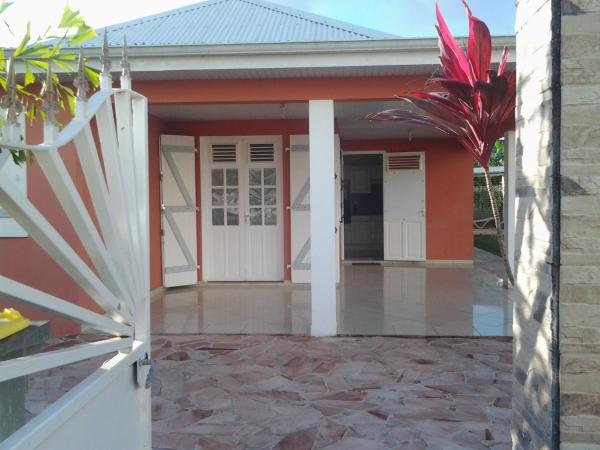 Villa Le Balisier, Buchen Sie Villa Le Lamentin Fort-de-France