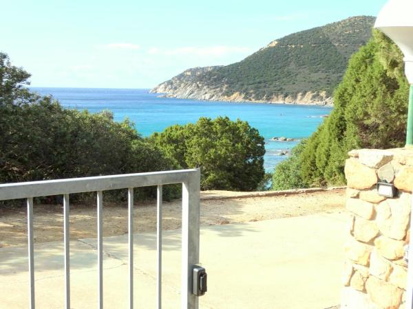 Villa dellArte Vista Mare, Prenota Villa Villasimius Costa Rei