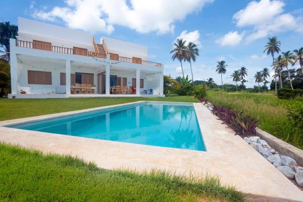 Villa Kalfu, Buchen Sie Villa Hotels in Samana mit Parkplatz, Parkplätze