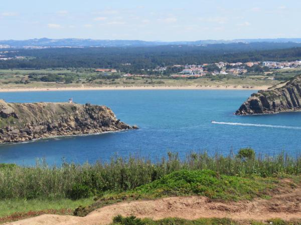 Villa Praia, Book Apartment Centro Hotels with a Pool, Swimming Pool