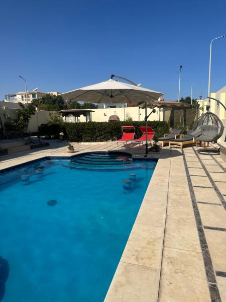 Alis Villa, Prenota Villa Hotel con piscina a Mar Rosso, Piscina