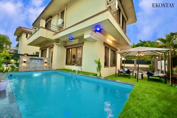 EKOSTAY - Water Lagoon, Réserver Villa Hôtels à Maharashtra avec piscine, Piscine