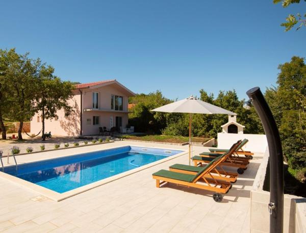 Holiday house Elizabeta near Imotski, private pool, Buchen Sie Villa Hotels in Gespanschaft Split-Dalmatien mit Pool, Schwimmbad