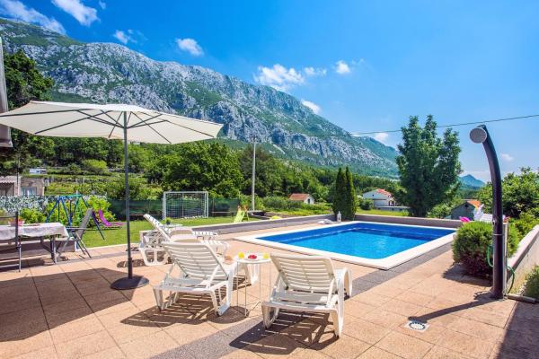 Apartment Villa Antony, Buchen Sie Ferienwohnung Hotels in Gespanschaft Split-Dalmatien mit Pool, Schwimmbad