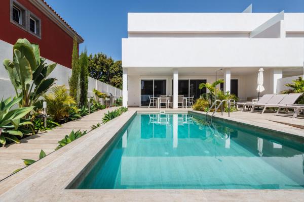 Villa Deluxe Suites Maspalomas, Buchen Sie Villa Hotels mit Pool in Gran Canaria, Schwimmbad