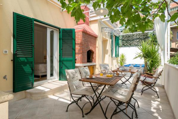 Villa Corona Split, Prenota Villa Splitska 