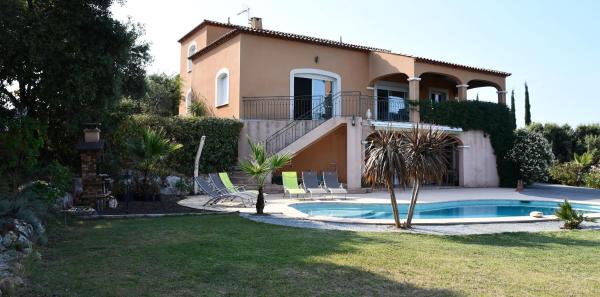 Villa F5-Wifi-piscine Saint Gely du Fesc, Réserver Villa Chalets à Hérault, Cottage
