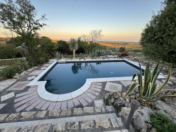 Villa La Cava del Val di Noto con piscina privata, Buchen Sie Villa Hotels mit Pool in Sizilien, Schwimmbad
