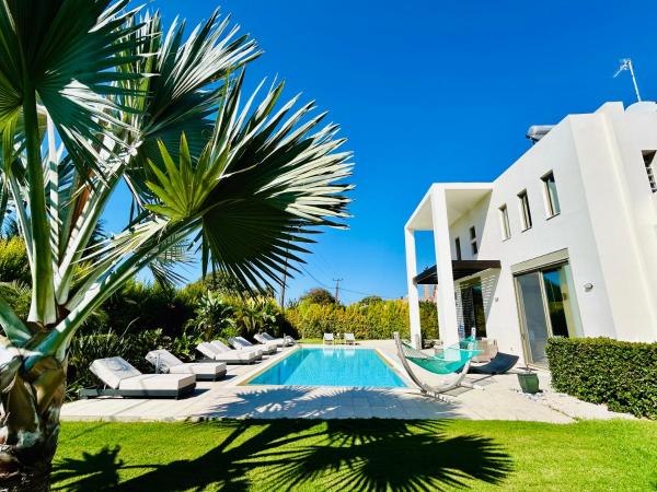 Filerimos Oasis Luxury Villa, Reserva ahora Villa Hoteles con piscina en Rodas, Piscina