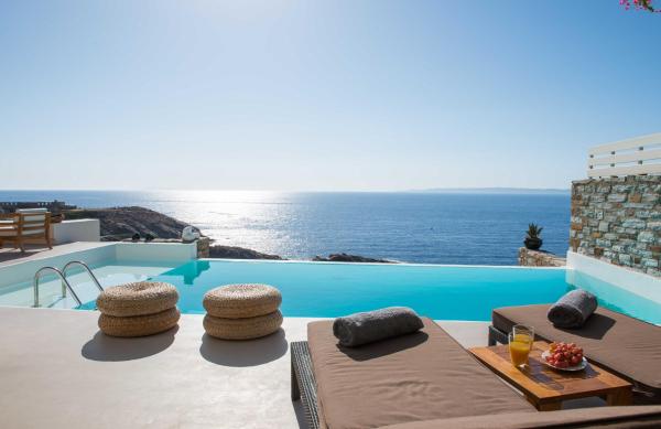 Villa Yalita, Prenota Villa Hotel a Kea con parcheggio, Parcheggio