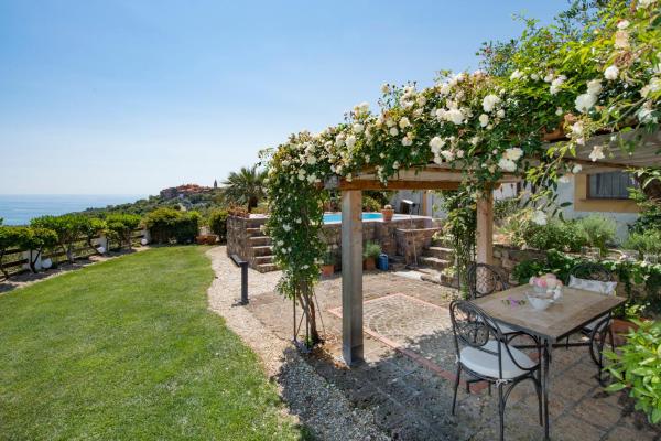 Villa Annetta, Buchen Sie Villa Poggio Blumenriviera