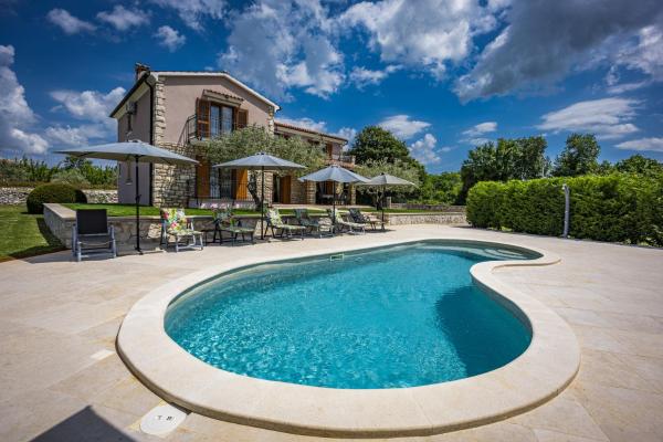 Villa Marijanin Vrt, Reserva ahora Villa Hoteles en Istria central con piscina, Piscina