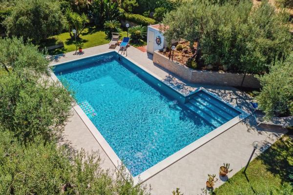 Villa Ficodindia, Buchen Sie Villa Hotels mit Pool in Sizilien, Schwimmbad