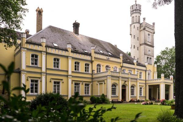 Pałac Pensjonat Ptaszynka, Reserva ahora Bed & breakfast Gryfice Pomerania Occidental