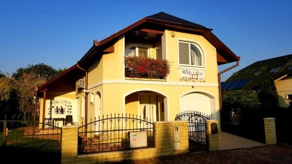 Villa Rose, Prenota Villa Veľký Meder Trnavský kraj
