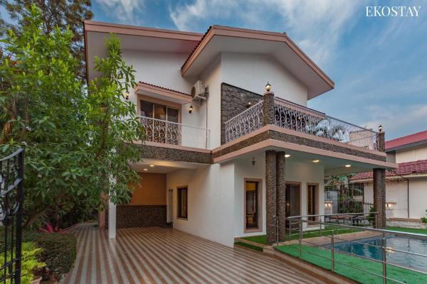 EKO STAY- Paramount Villa, Réserver Villa Hôtels à Maharashtra avec piscine, Piscine