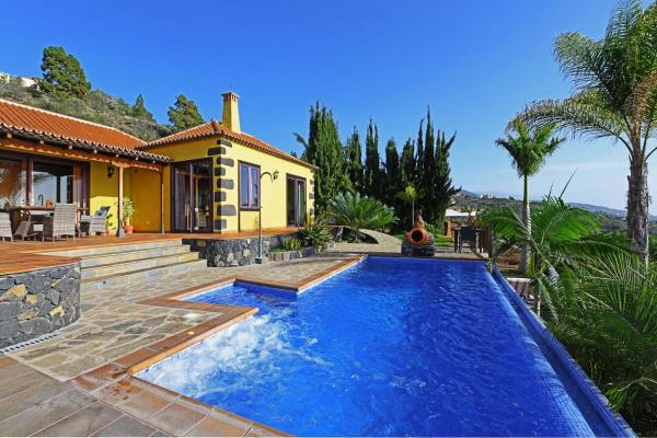 Villa Lomo Gonzalez, Buchen Sie Villa Hotels in La Palma mit Pool, Schwimmbad