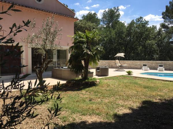 Villa « CHANTERIE », Prenota Villa Hotel con piscina a Alvernia, Piscina