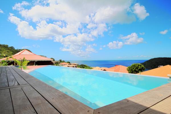 Villa with infiniti pool MQAA08, Prenota Villa Hotel con piscina a Fort-de-France, Piscina