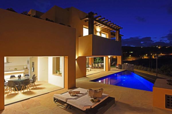 Salobre Villa Cardón, Buchen Sie Ferienhaus Hotels mit Pool in Gran Canaria, Schwimmbad
