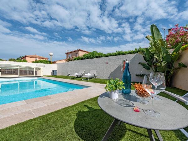 Villa Villa Ladine by Interhome, Réserver Villa Hôtels à Corbières avec piscine, Piscine