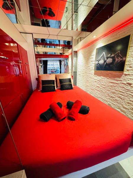 AphrodiX Village naturiste, Réserver Appartement Hôtels à Hérault avec parking, Parking