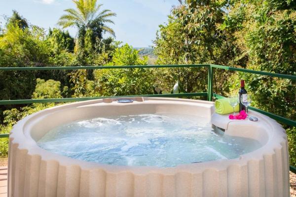 Villa Mariposa - Peaceful and relaxing with ocean view & WiFi, Buchen Sie Ferienhaus San Antonio Puntarenas