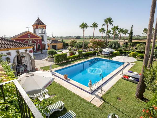 Villa With 4 Bedrooms in Los Palacios y Villafranca, With Private Pool, Buchen Sie  Utrera Provinz Sevilla