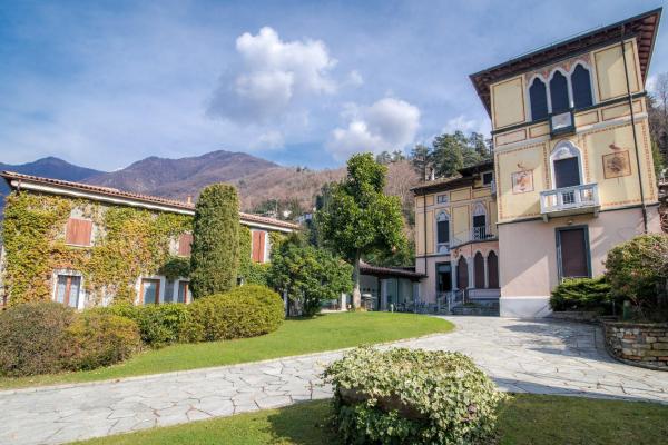 Villa Giù Luxury - The House Of Travelers, Prenota Villa Hotel a Como con piscina, Piscina