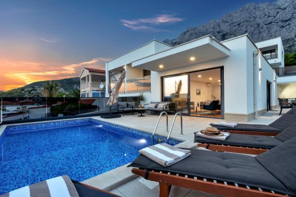 Villa Mendula, Buchen Sie Villa Hotels in Gespanschaft Split-Dalmatien mit Parkplatz, Parkplätze