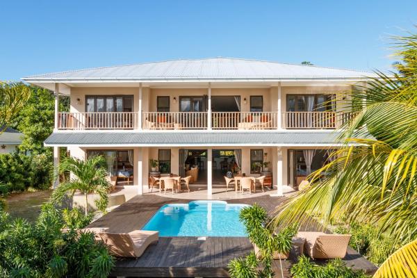 Surf Tropical Villa Seascape, Buchen Sie Villa Cerf Insel Mahé