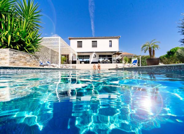 Villa Quietude, Prenota Villa Hotel a Alvernia con parcheggio, Parcheggio