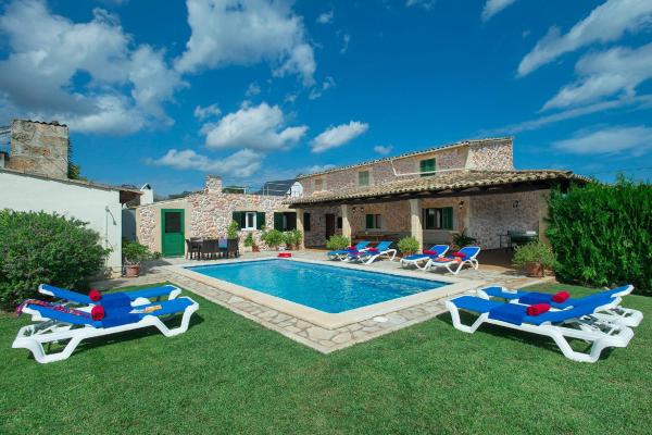 Owl Booking Villa Maria - Family and Friends, Buchen Sie Villa El Port Mallorca