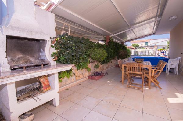 Villa "Dianthia", Buchen Sie Ferienhaus Hotels in Sizilien mit Parkplatz, Parkplätze
