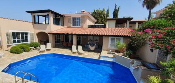 Villa Laonari, Book Vacation Home Tsadha Paphos