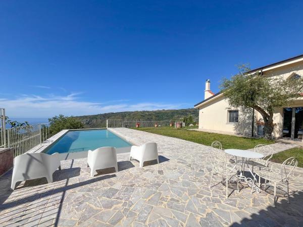 Villa Gisella, Buchen Sie Villa Hotels mit Pool in Sizilien, Schwimmbad