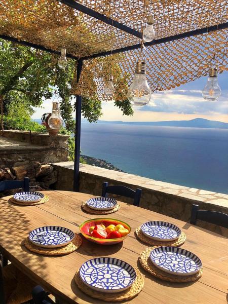 The Villa of Blues, Prenota Casa vacanze Kalamata Messinia