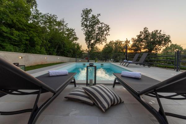 Beautiful villa Foska with private Pool near the beach, Buchen Sie Villa Marčana Pula Region