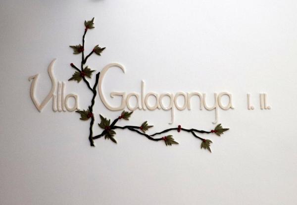 Villa Galagonya I. II, Réserver Maison d'hôtes Hôtels à Western Transdanubia avec parking, Parking