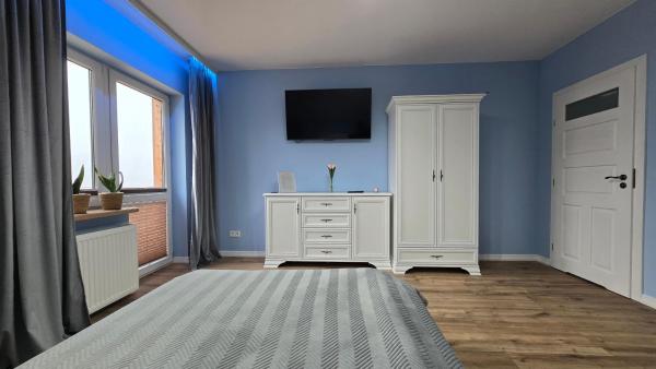 Woodland, Buchen Sie Ferienwohnung Hotels mit Pool in Heiligkreuz, Schwimmbad