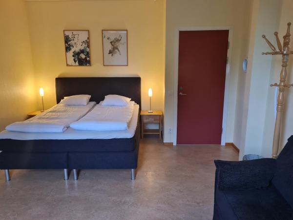 Dalasjö vandrarhem, Prenota Ostello Ostelli a Lapponia Svedese, Ostello